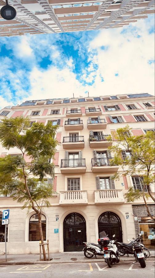 Hostal Madrazo Barcelona Bagian luar foto