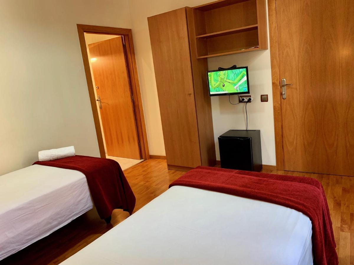 Hostal Madrazo Barcelona Bagian luar foto