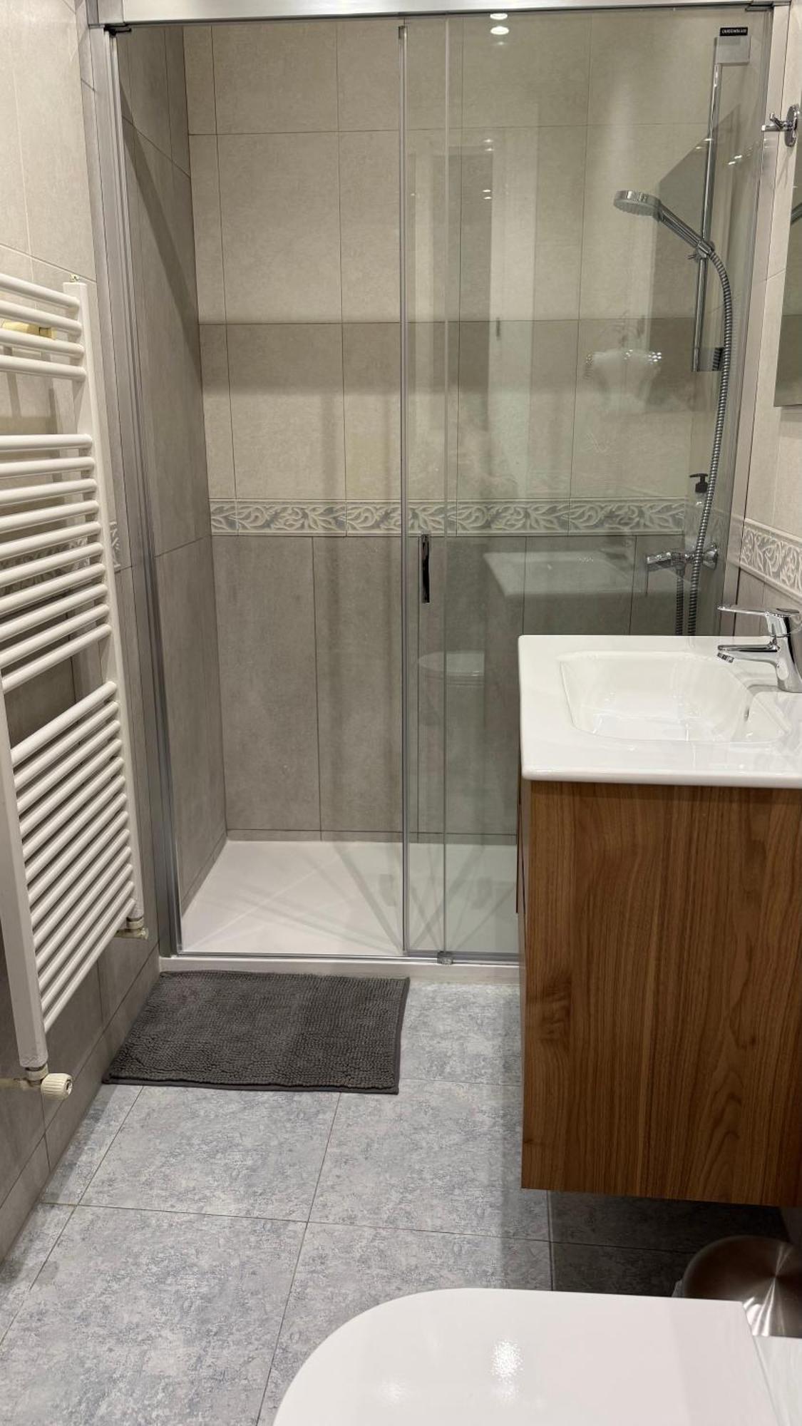 Hostal Madrazo Barcelona Bagian luar foto