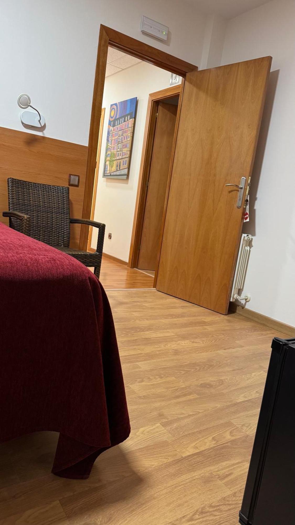 Hostal Madrazo Barcelona Bagian luar foto