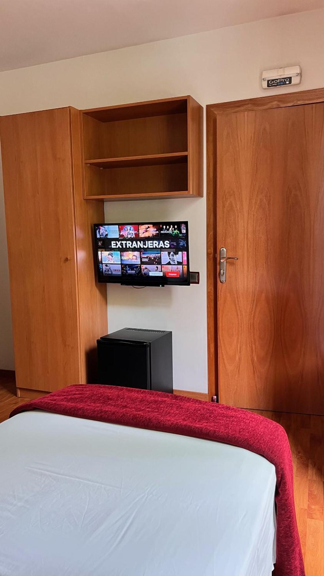 Hostal Madrazo Barcelona Bagian luar foto