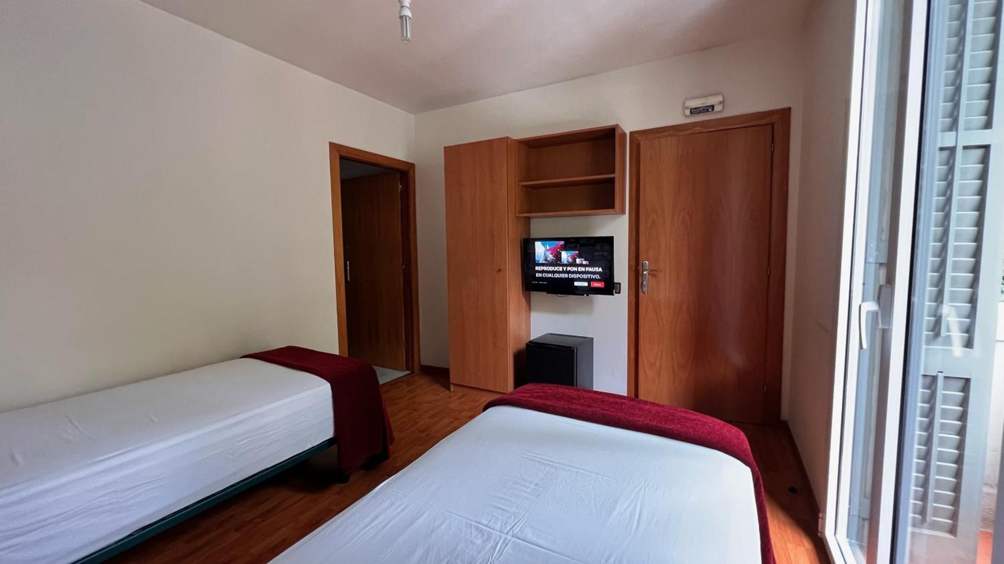 Hostal Madrazo Barcelona Bagian luar foto