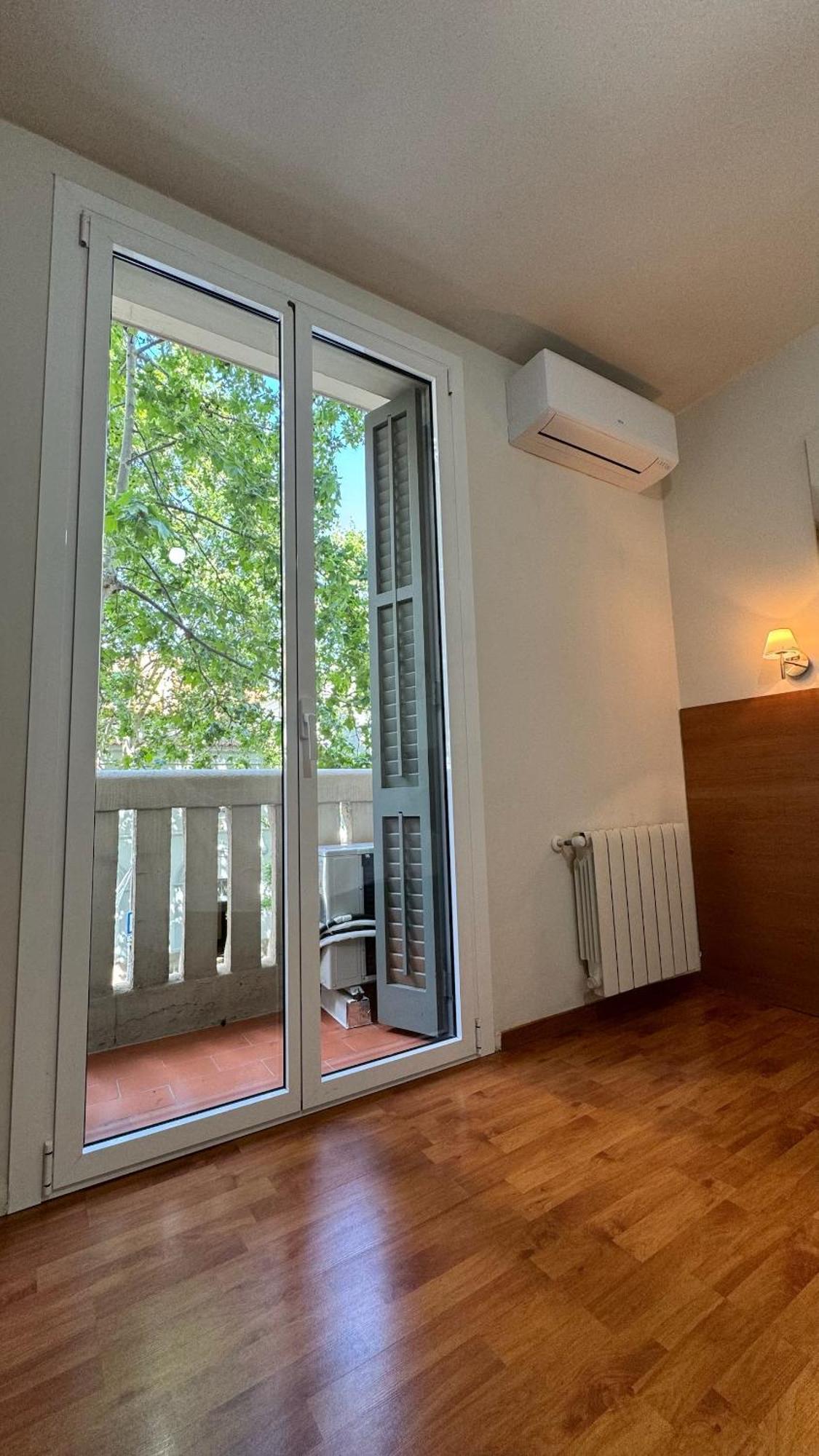 Hostal Madrazo Barcelona Bagian luar foto