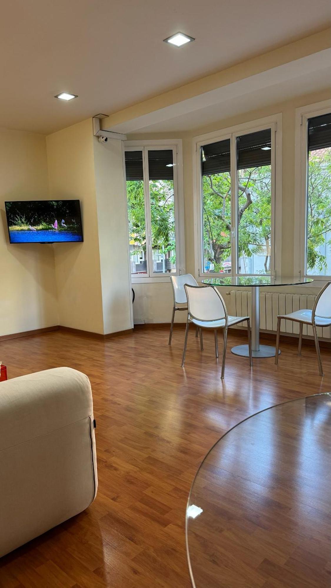 Hostal Madrazo Barcelona Bagian luar foto
